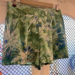 LUXXEL shorts flow satin
